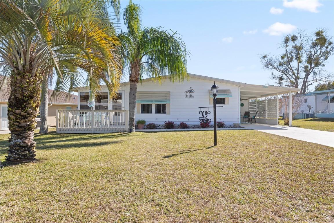 906 Beechwood Ave., Lady Lake, FL 32159