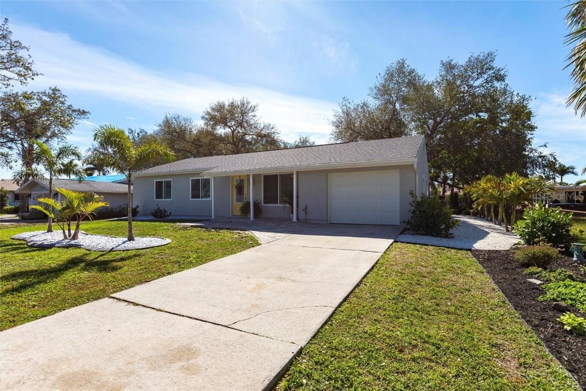 18379 Meyer Ave., Port Charlotte, FL 33948