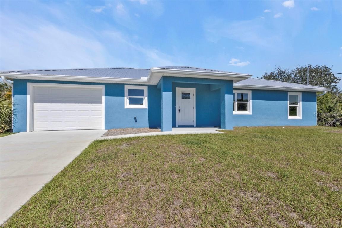 19394 Villanova Ave., Port Charlotte, FL 33954