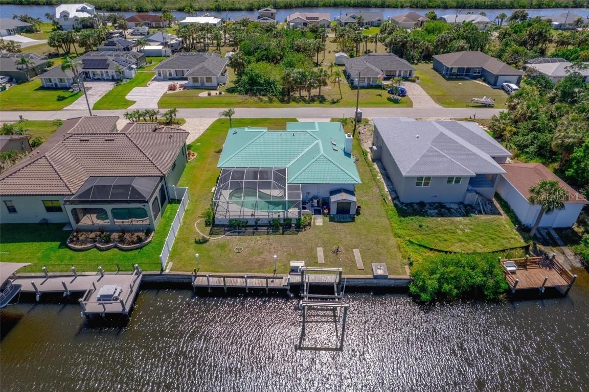 18662 Arapahoe Cir., Port Charlotte, FL 33948