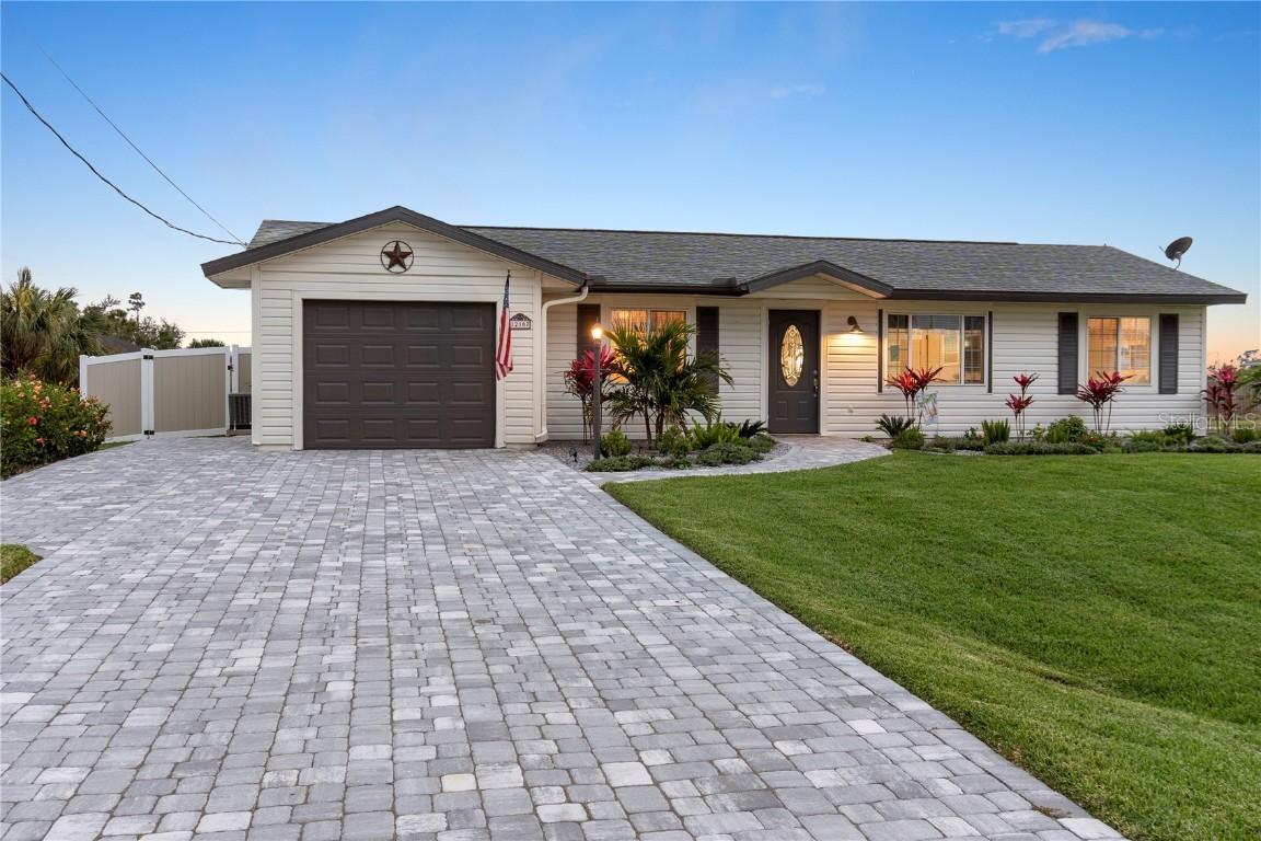 12107 Gulfstream Blvd., Port Charlotte, FL 33981