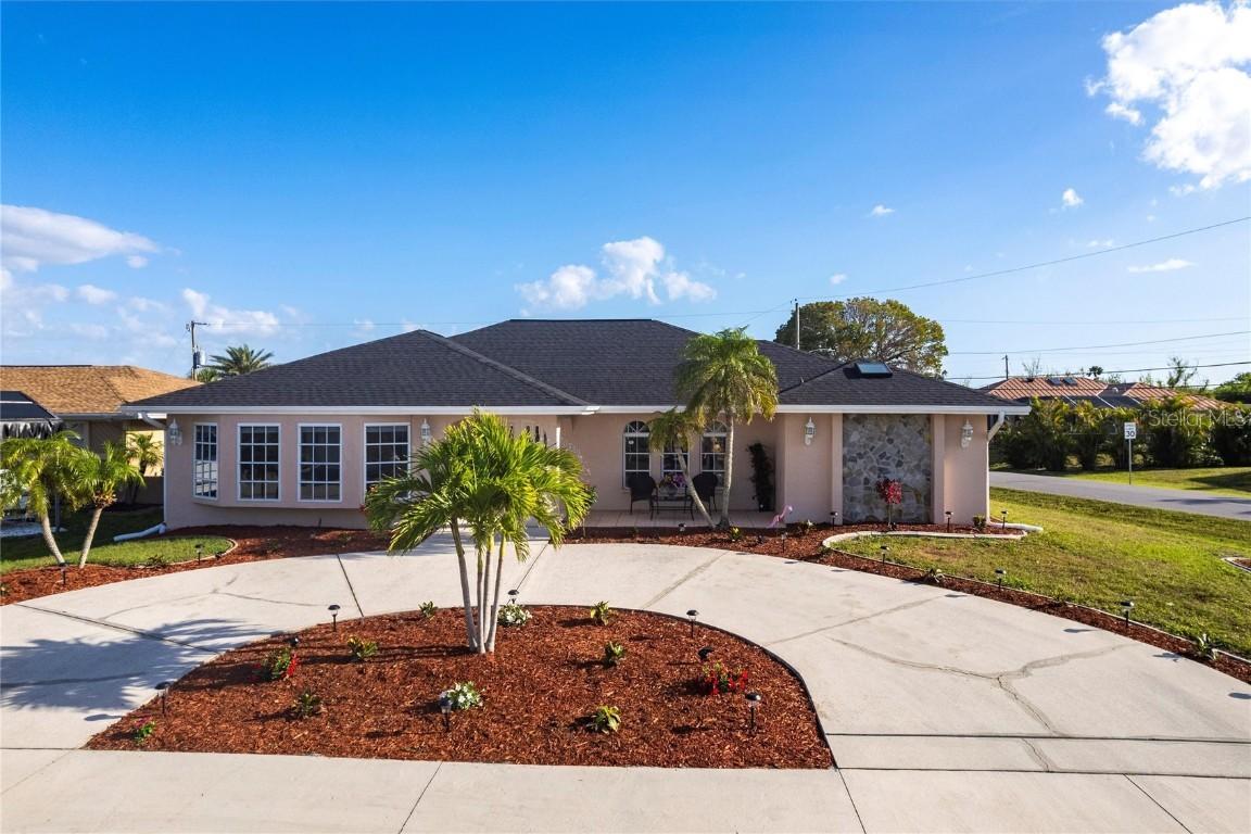 20339 Gentry Ave., Port Charlotte, FL 33952