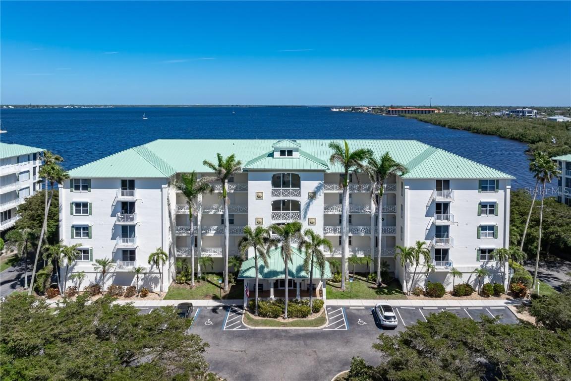 200 Harbor Walk Dr. #221, Punta Gorda, FL 33950