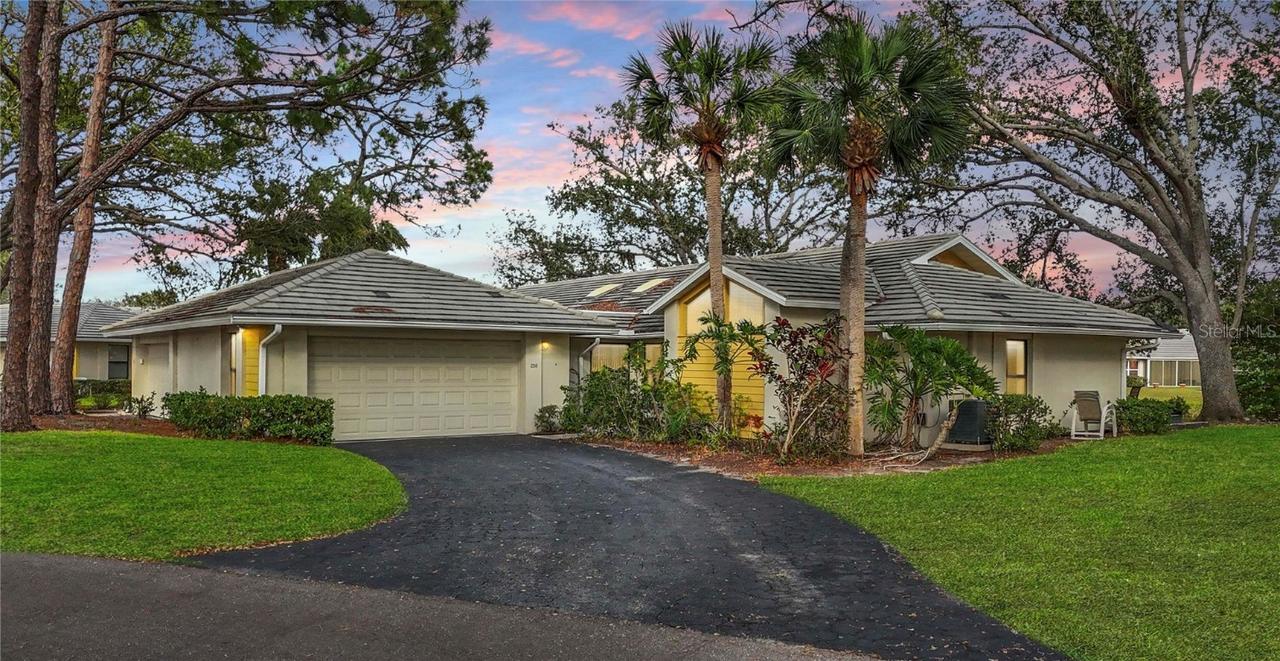 238 Southampton Dr. #319, Venice, FL 34293