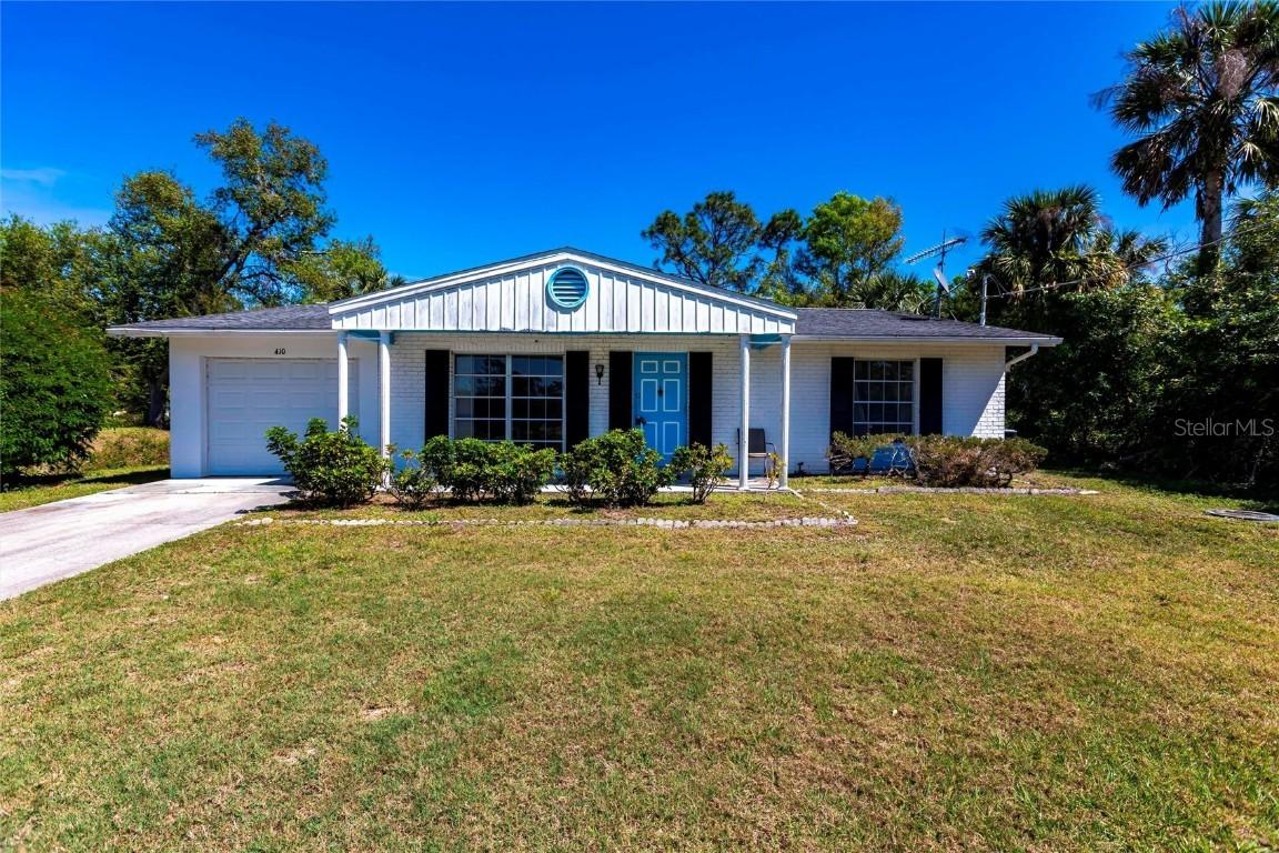 410 Hinton St., Port Charlotte, FL 33954