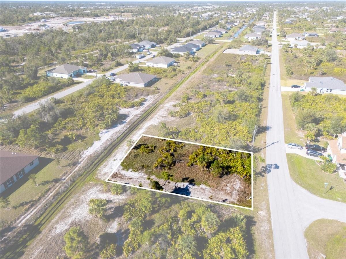 9235 Waldrep St., Port Charlotte, FL 33981