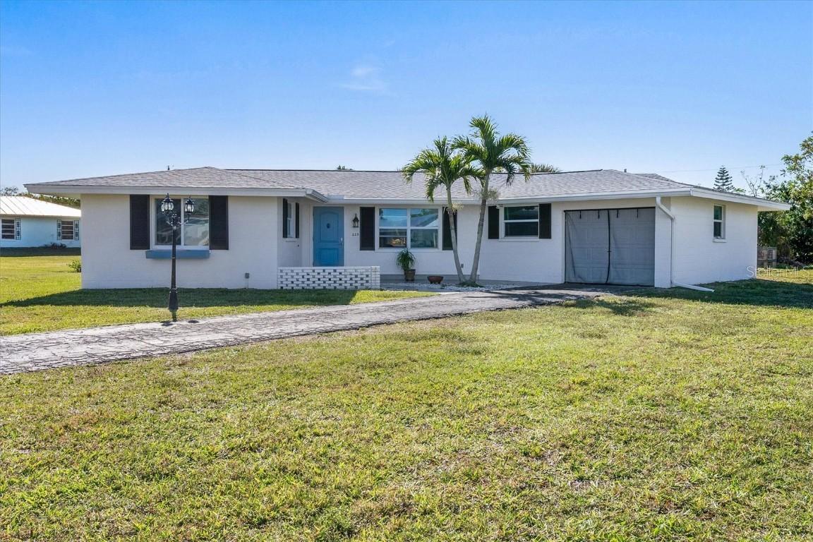 225 Garden Ave., Port Charlotte, FL 33952