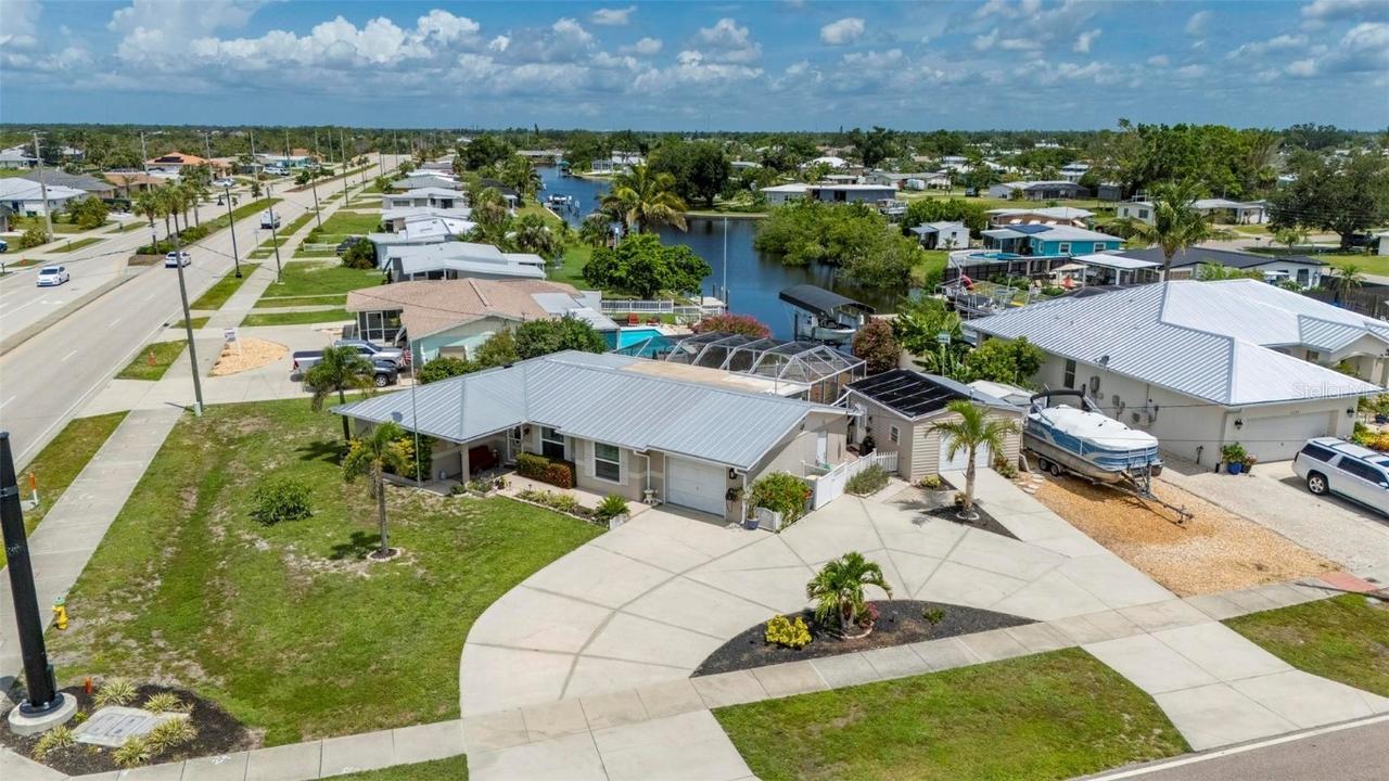 21194 Edgewater Dr., Port Charlotte, FL 33952