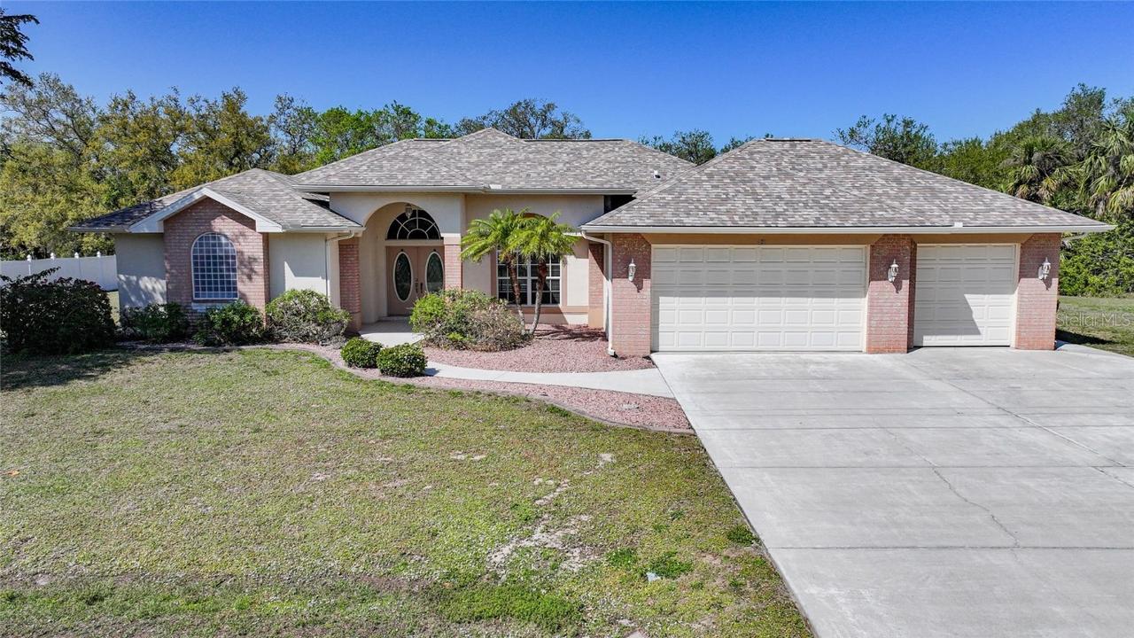 471 Ravenswood Blvd., Port Charlotte, FL 33954