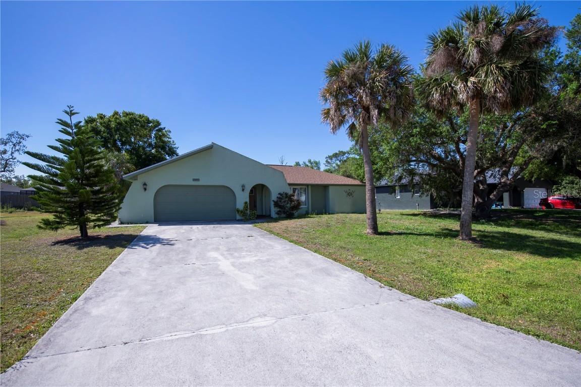 23051 Elmira Blvd., Punta Gorda, FL 33980