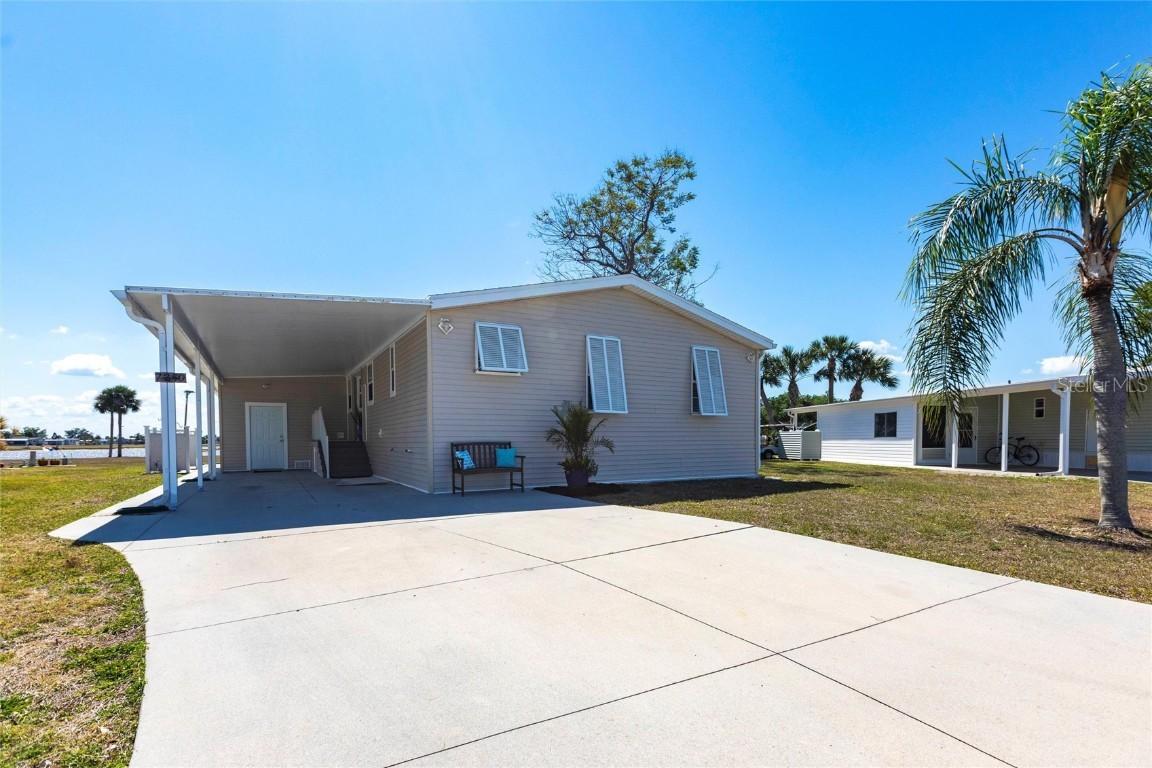 7360 Varley Cir., Port Charlotte, FL 33981