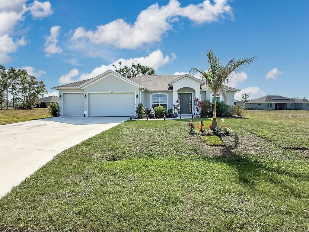 25428 Islas Dr., Punta Gorda, FL 33955