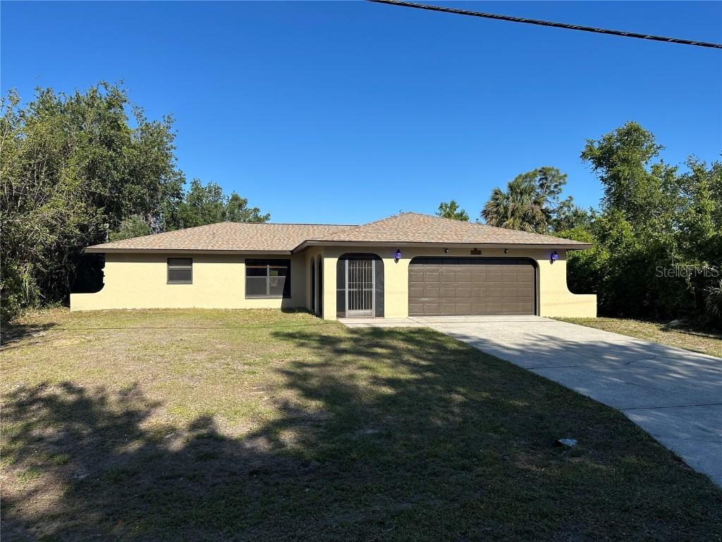 1022 Waterside St., Port Charlotte, FL 33952