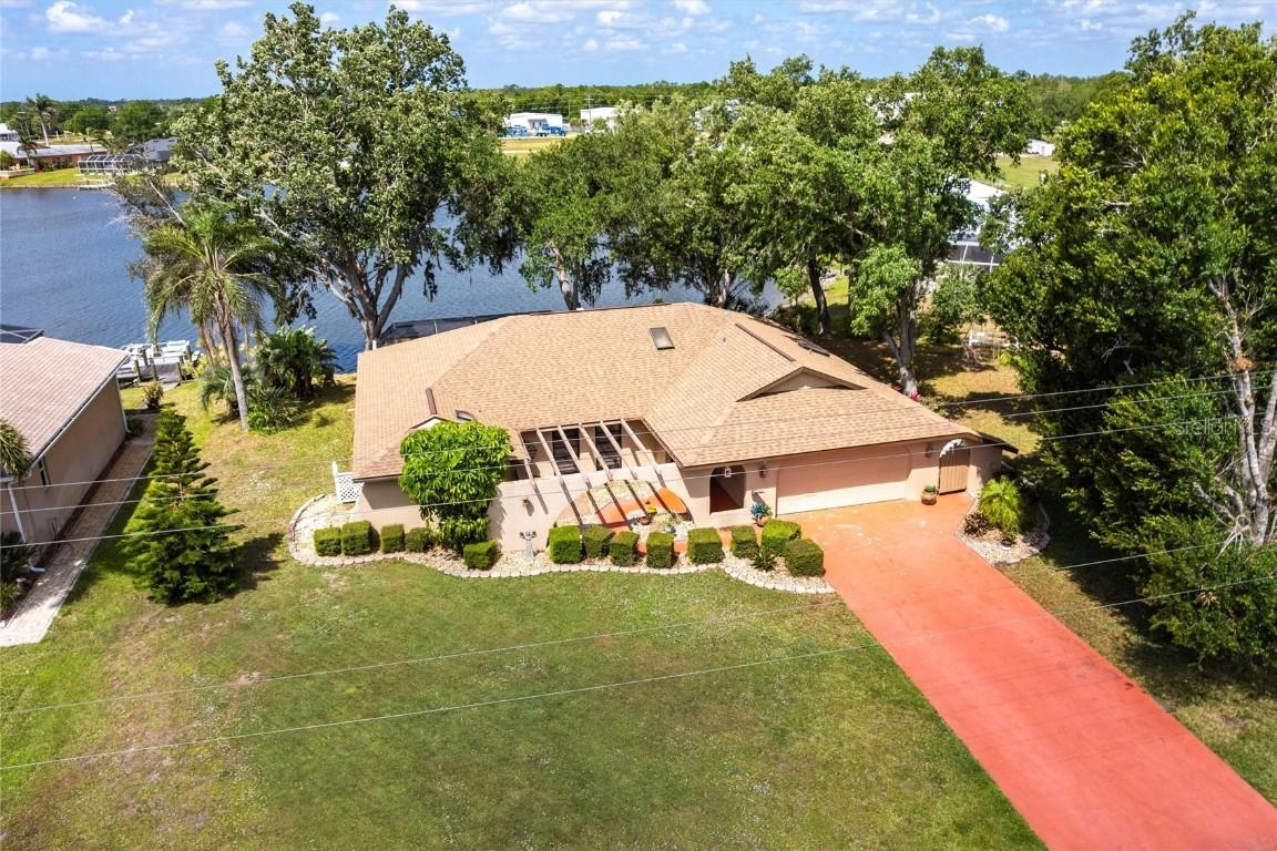 12481 SW Kings Row, Lake Suzy, FL 34269