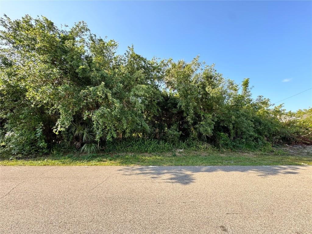 18411 Evenglow Ave., Port Charlotte, FL 33948