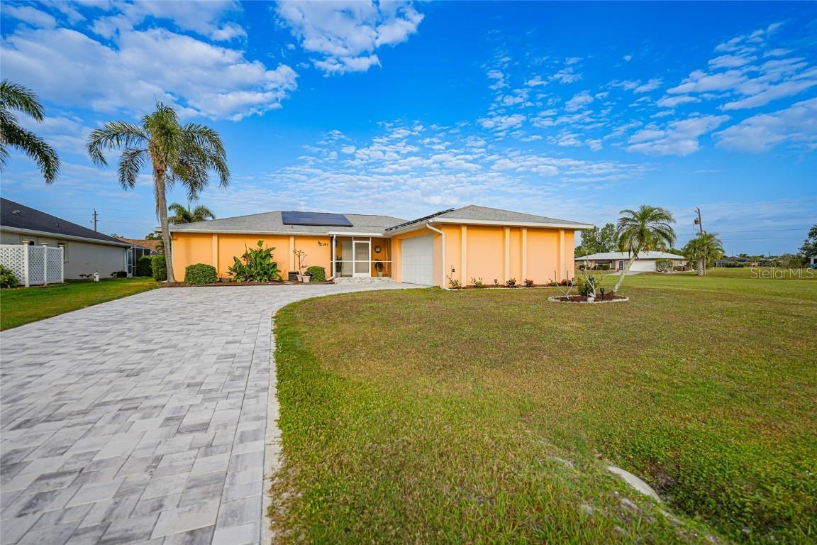 2393 Greenland Ct., Punta Gorda, FL 33983