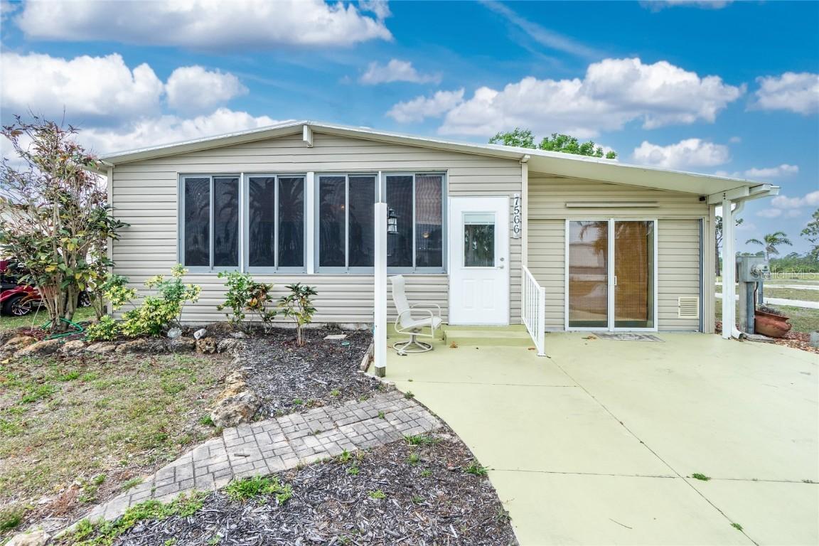 7566 Danvers Cir., Port Charlotte, FL 33981