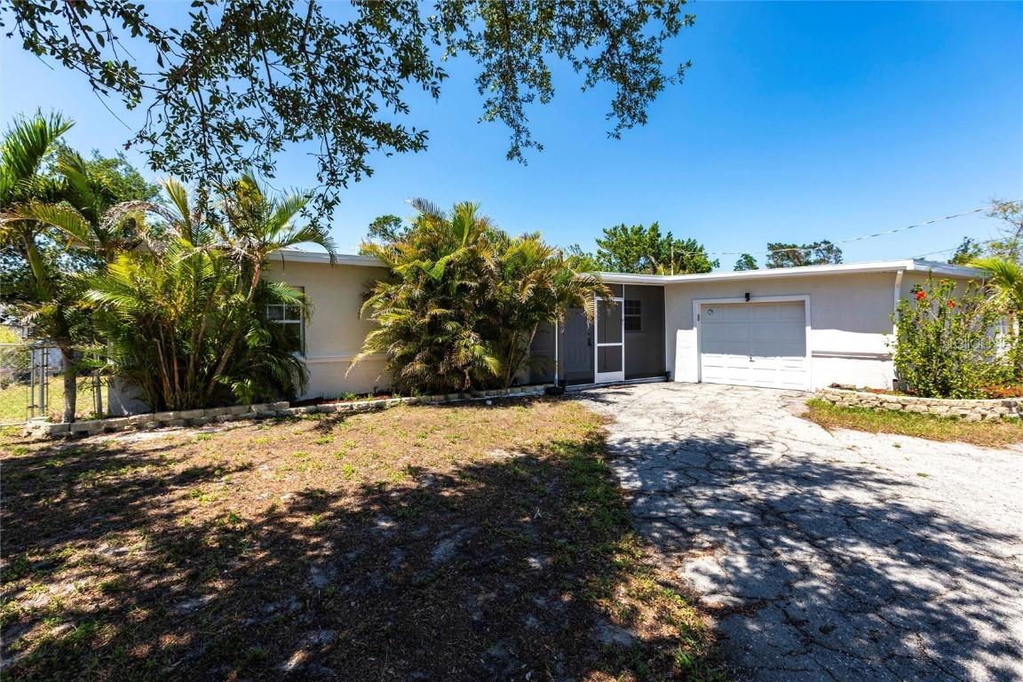 182 Dowling Ave., Port Charlotte, FL 33952
