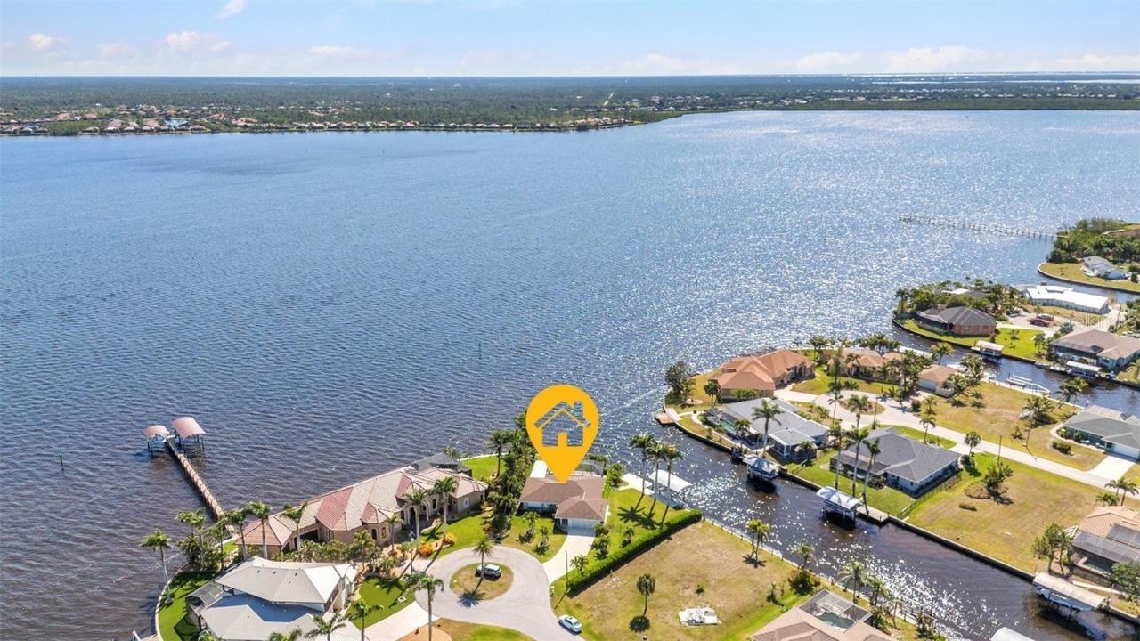 3016 Curry Ter., Port Charlotte, FL 33981