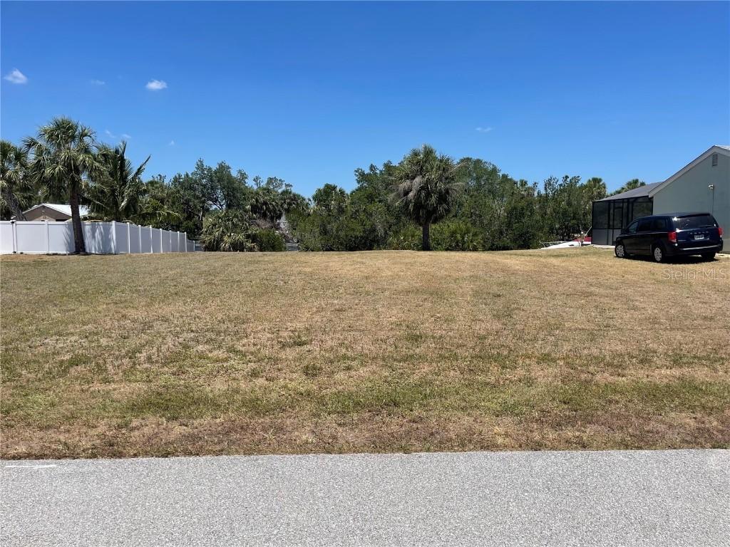 18962 Ayrshire Cir., Port Charlotte, FL 33948