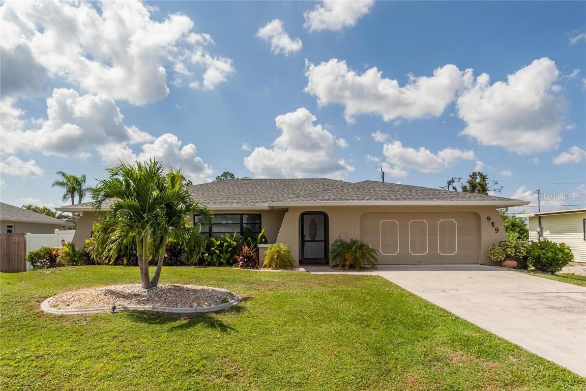 949 Springview Ave., Port Charlotte, FL 33948