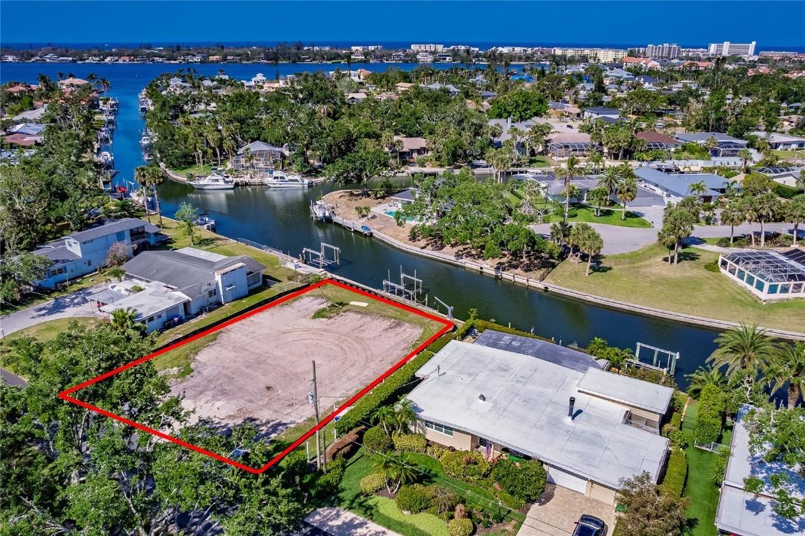 1849 Baywood Dr., Sarasota, FL 34231