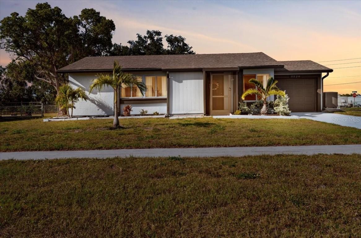5520 Kenwood Dr., North Port, FL 34287