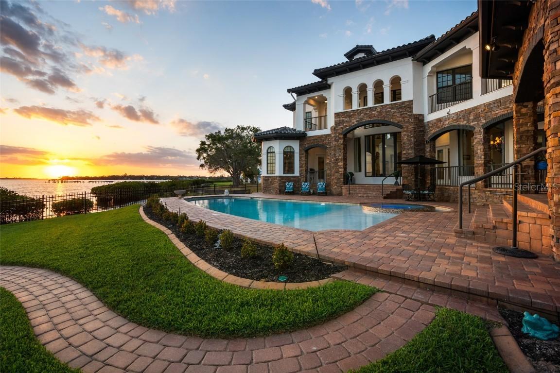 2107 4th Street Ct., Palmetto, FL 34221