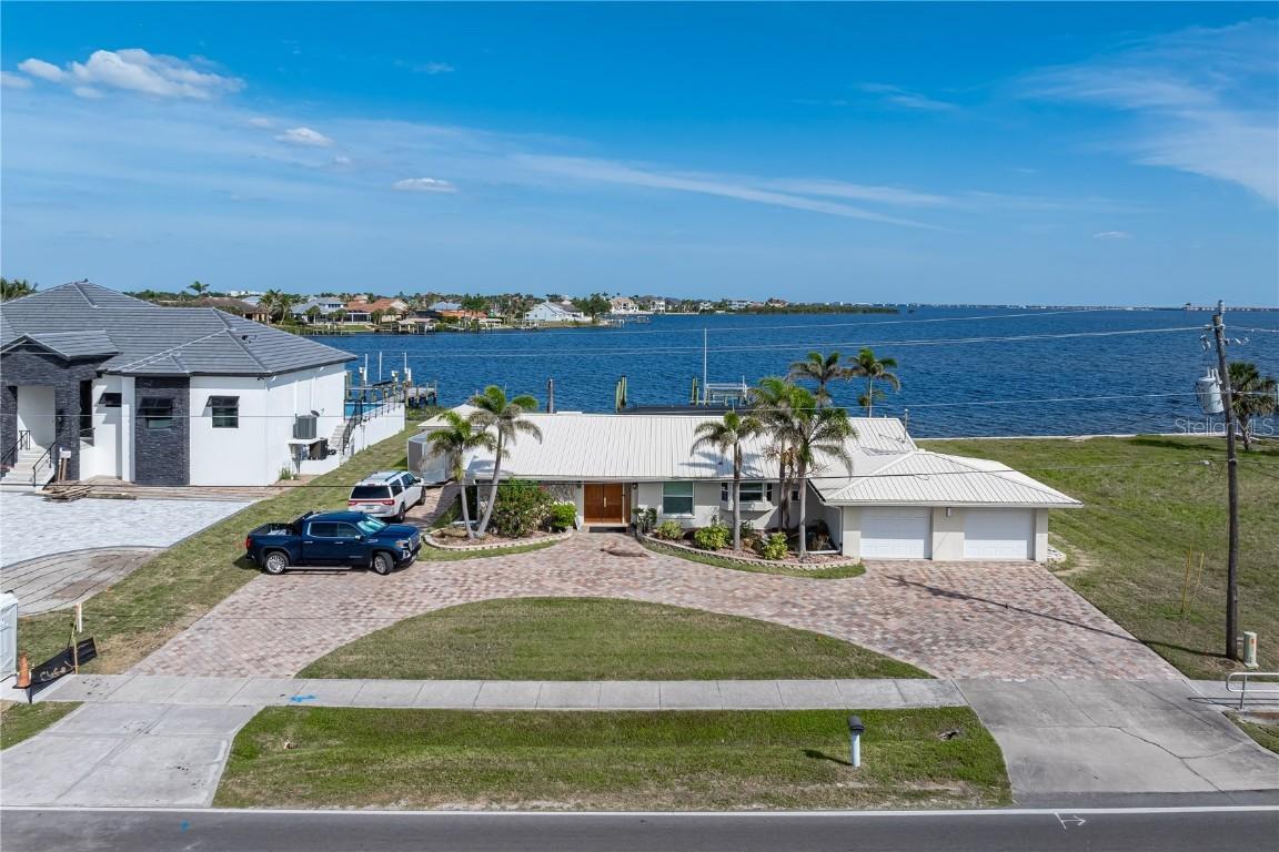 4450 Harbor Blvd., Port Charlotte, FL 33952