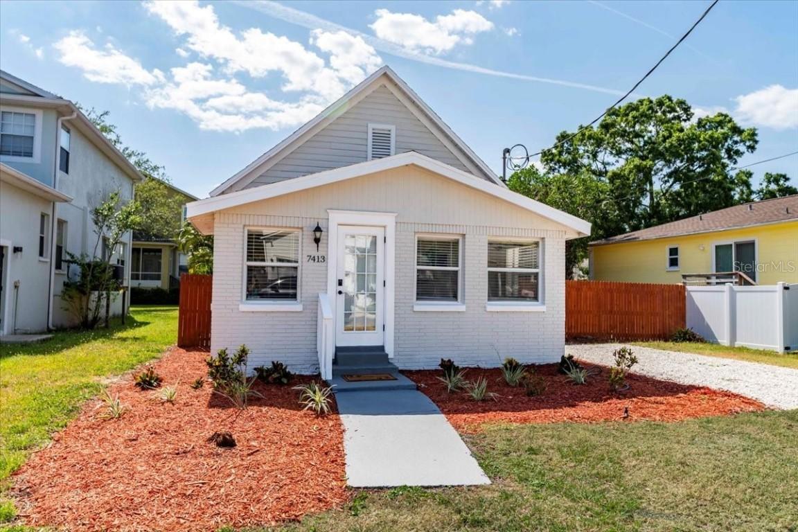 7413 S Elliott St., Tampa, FL 33616