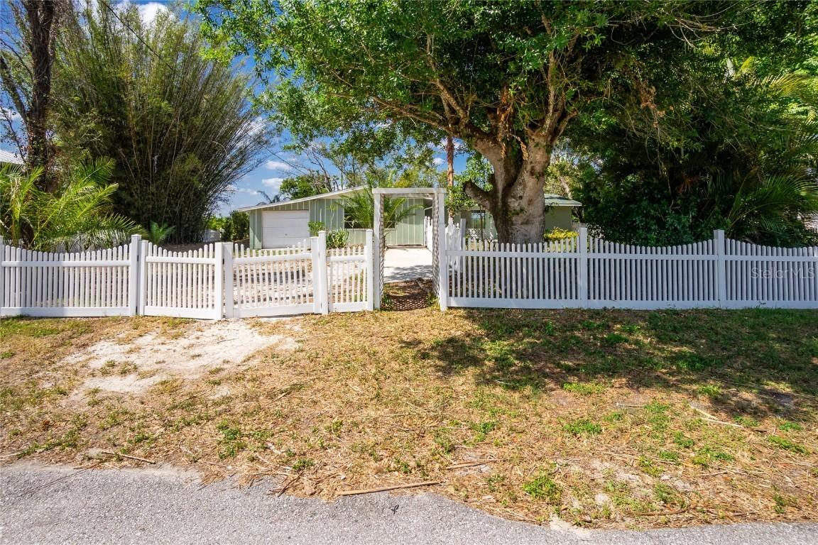 31037 Prairie Creek Dr., Punta Gorda, FL 33982