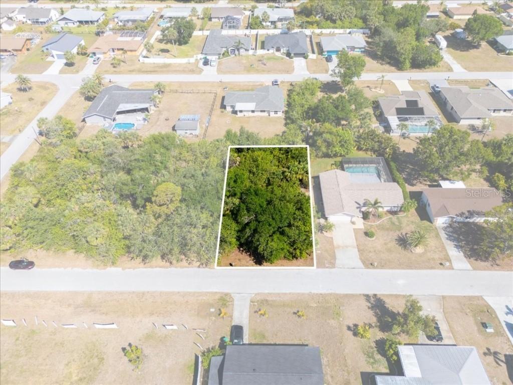 868 Mensh Ter., Port Charlotte, FL 33948