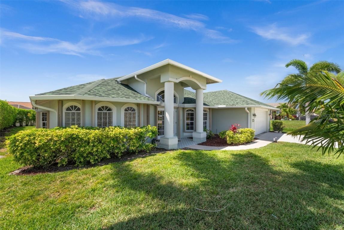 2122 SW 25th Ter., Cape Coral, FL 33914
