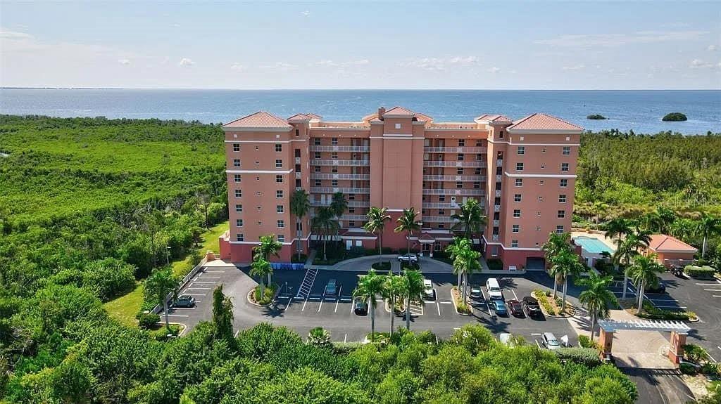 3191 Matecumbe Key Rd. #305, Punta Gorda, FL 33955