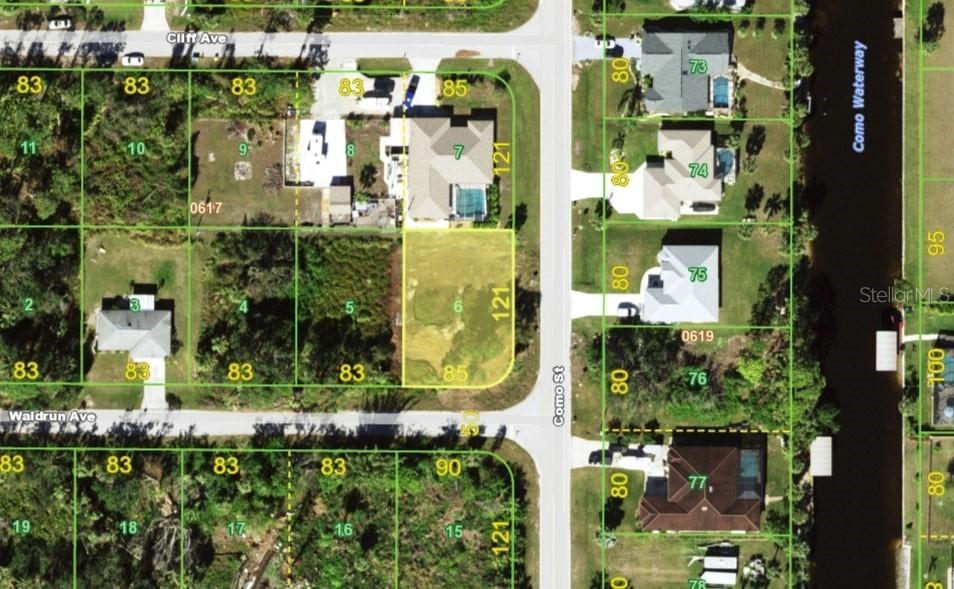 17232 Waldrun Ave., Port Charlotte, FL 33948