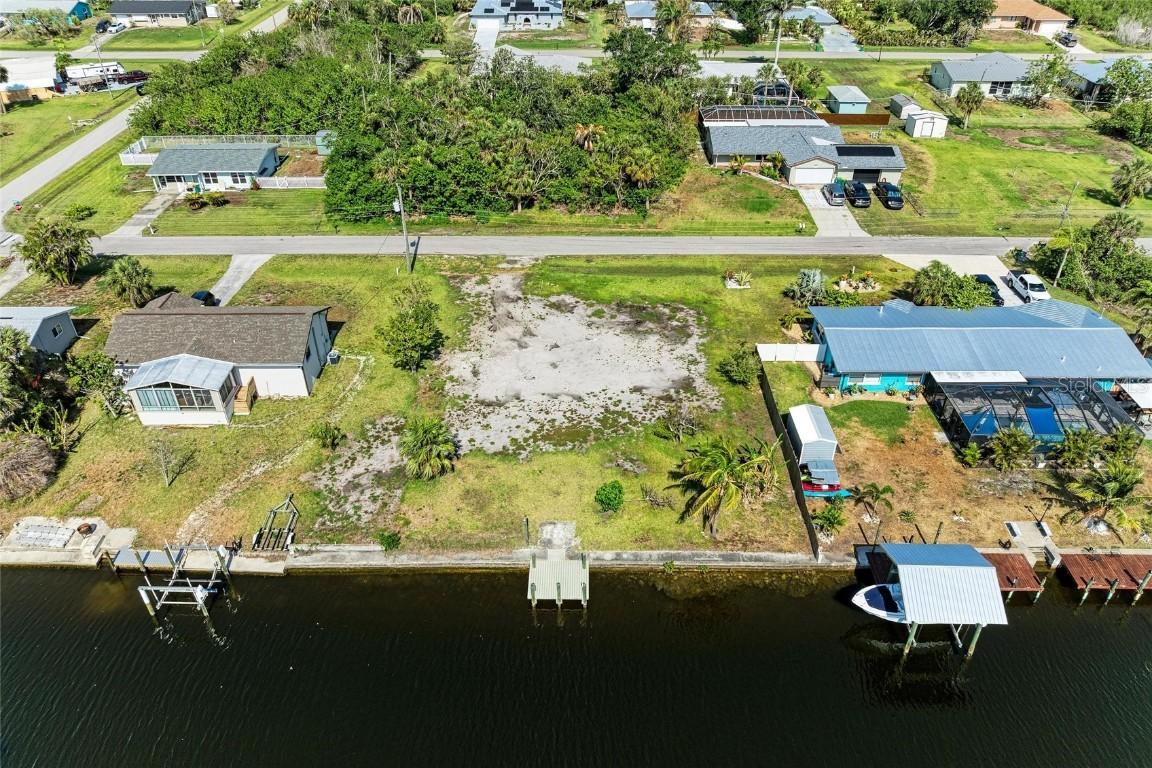 3619 Wisteria Pl., Punta Gorda, FL 33950