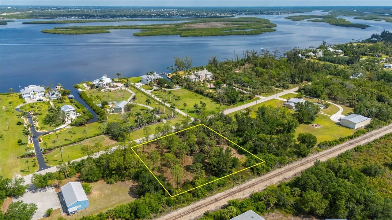 4685 Riverside Dr., Punta Gorda, FL 33982