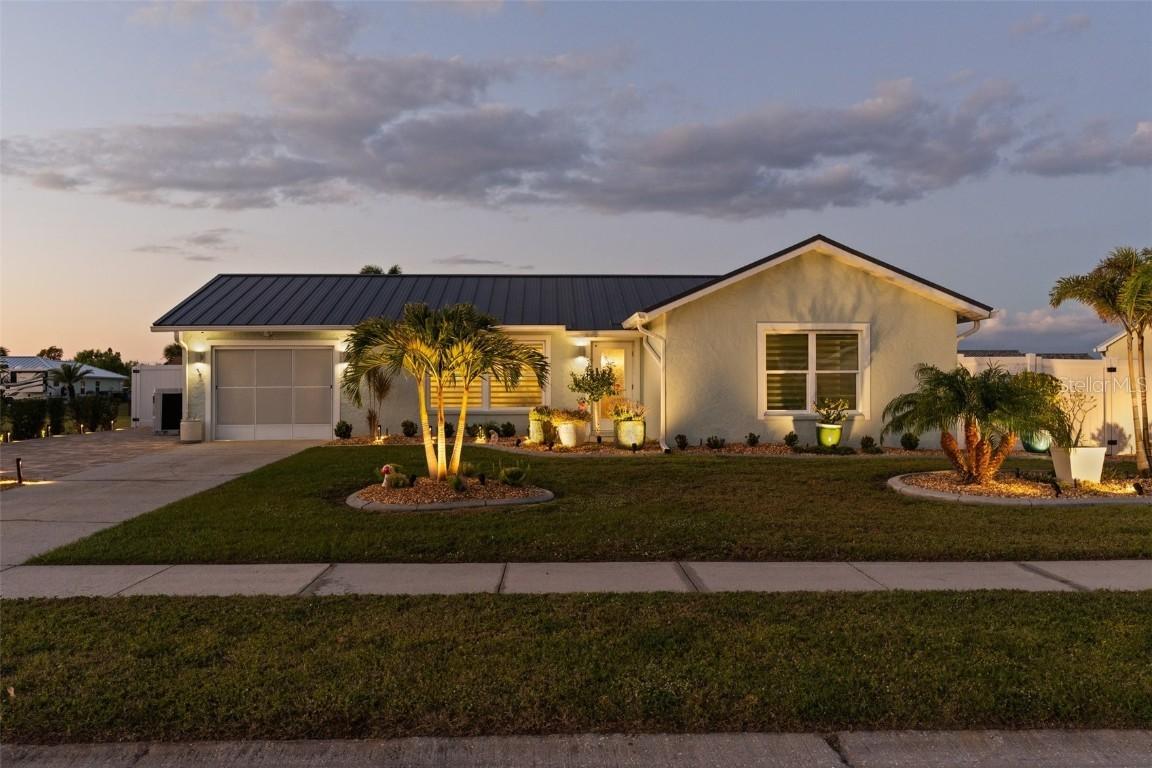 6286 Coniston St., Port Charlotte, FL 33981