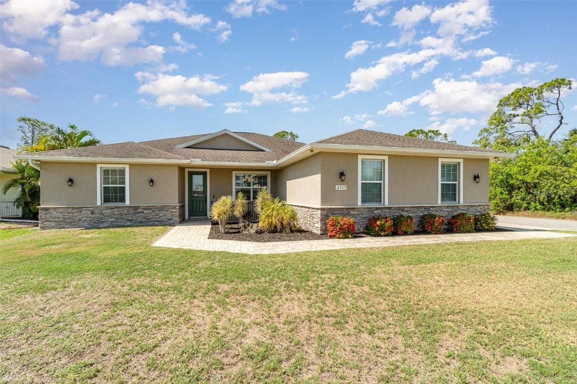 2707 Auburn Blvd., Port Charlotte, FL 33948