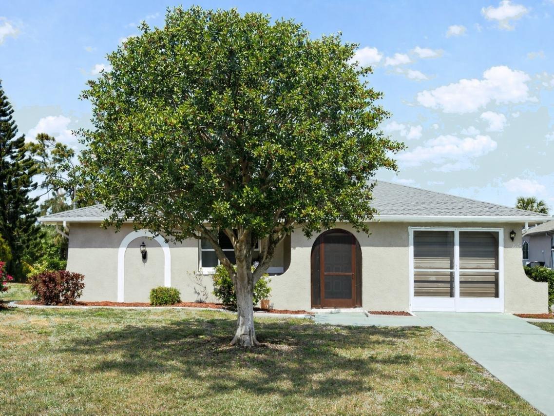 485 Dorchester St., Port Charlotte, FL 33954