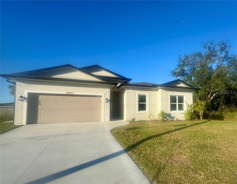 19092 Woodbine Ave., Port Charlotte, FL 33954