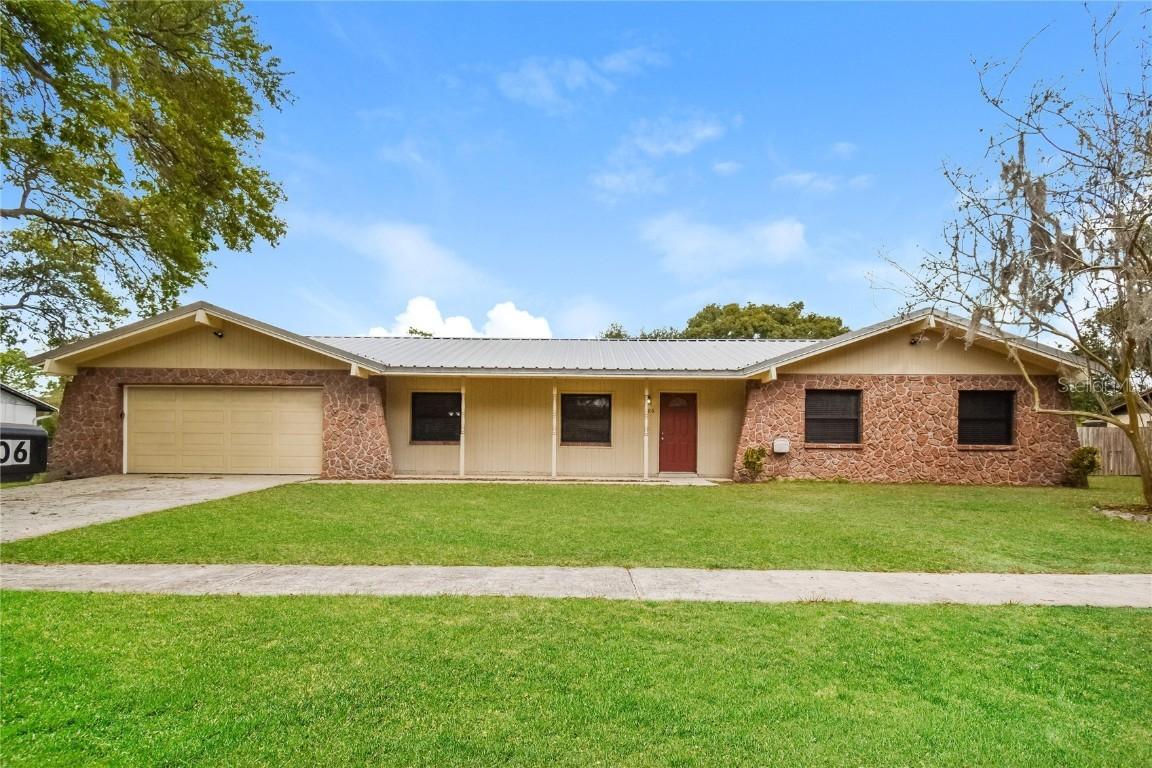 406 Merlin Ct., Brandon, FL 33510