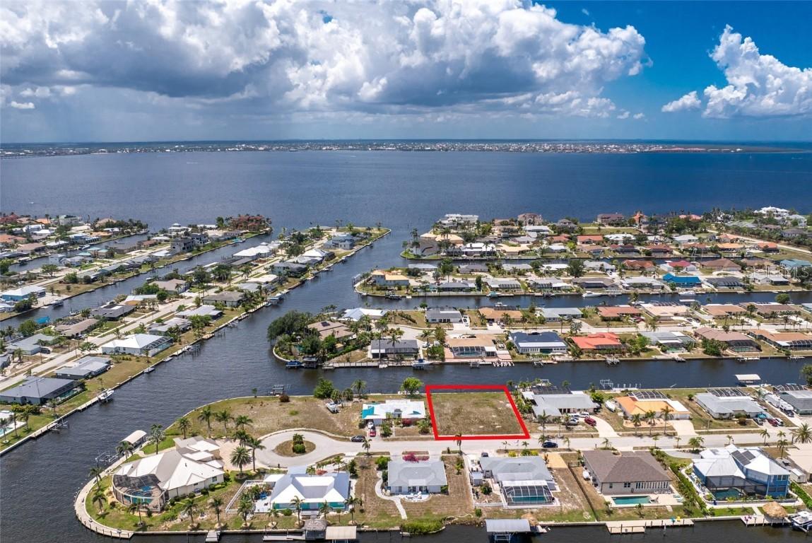 275 Stebbins Ter., Port Charlotte, FL 33952