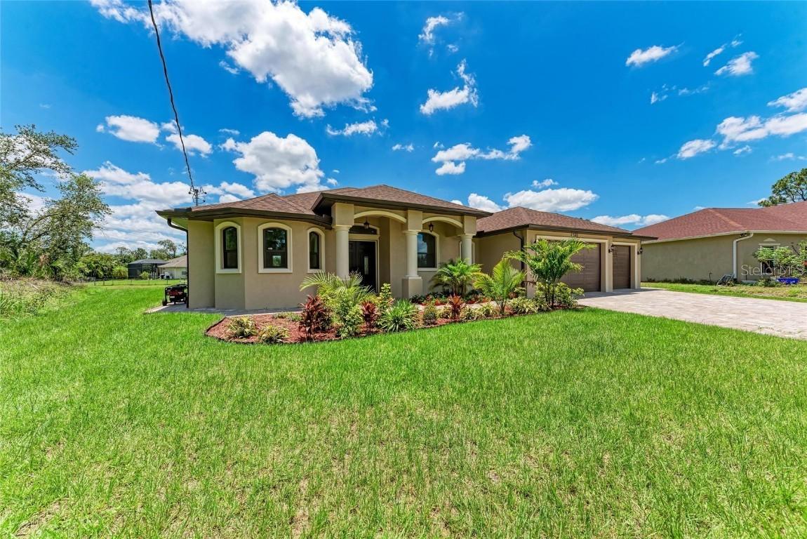 4380 Maddock Cir., North Port, FL 34286