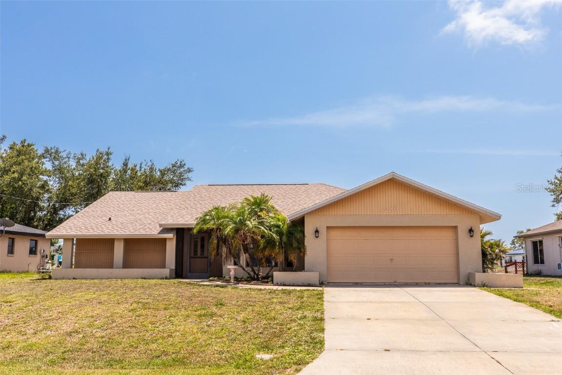 238 Mark Twain Ln., Rotonda West, FL 33947