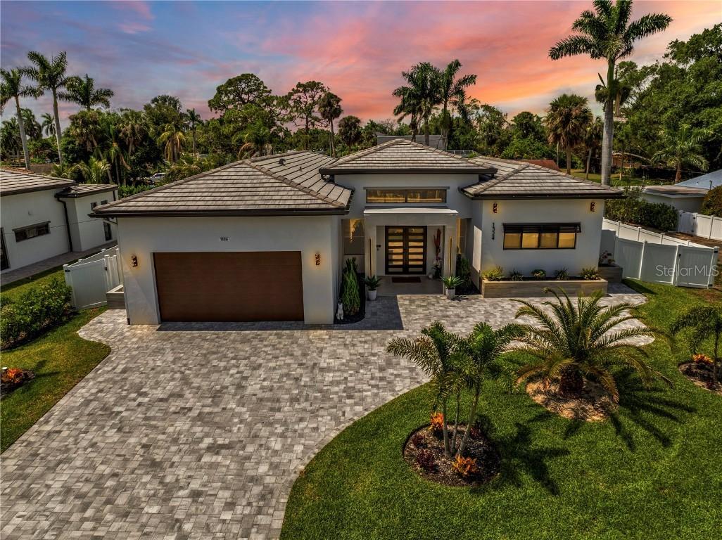 1324 Longwood Dr., Fort Myers, FL 33919