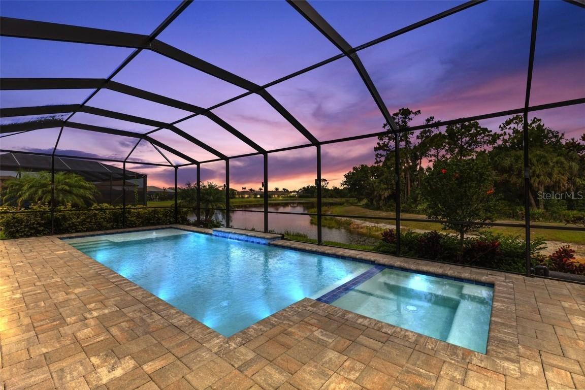 19821 Montenero Way, Venice, FL 34293
