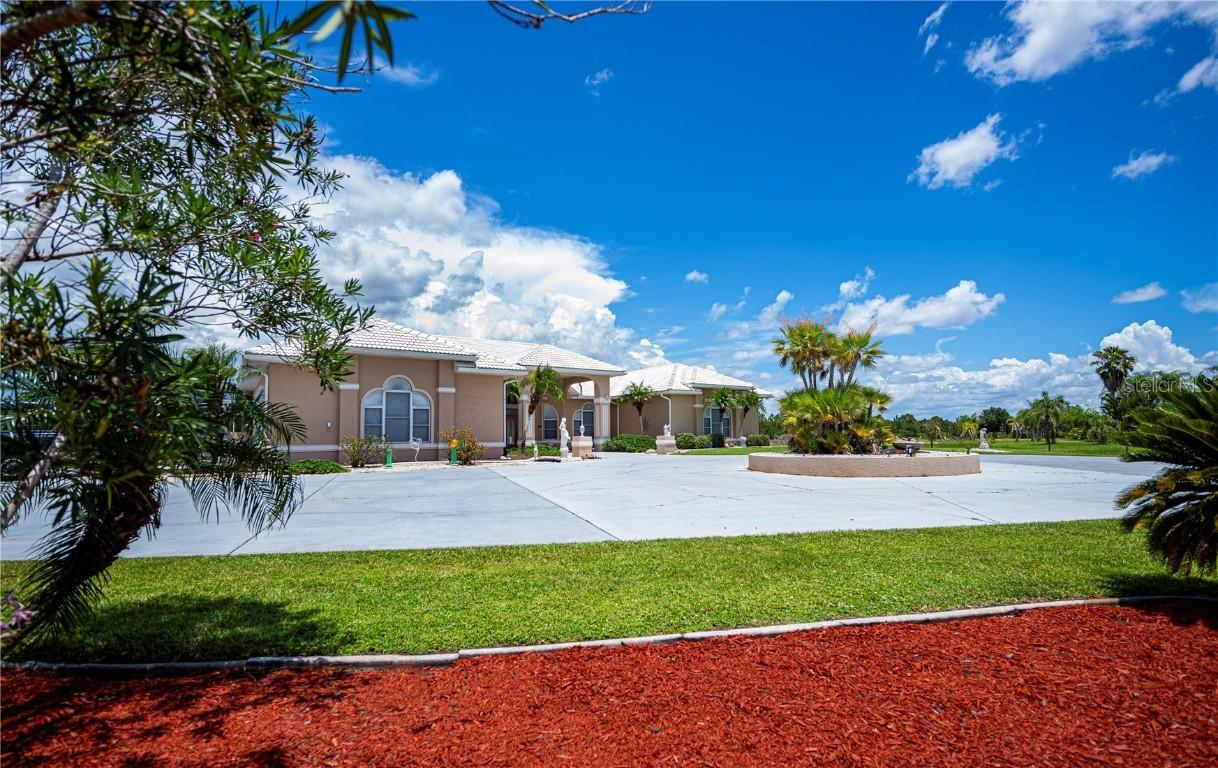 17400 White Water Ct., Punta Gorda, FL 33982