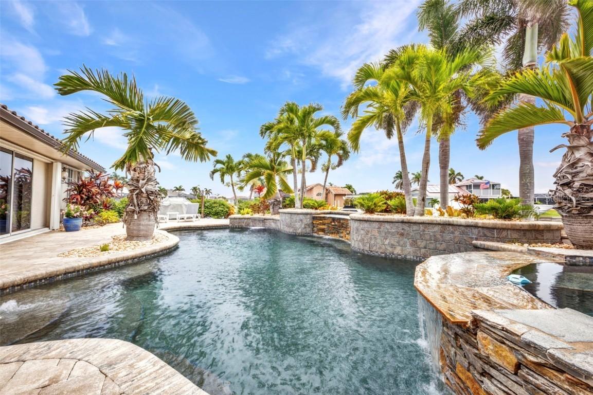 250 Freeport Ct., Punta Gorda, FL 33950