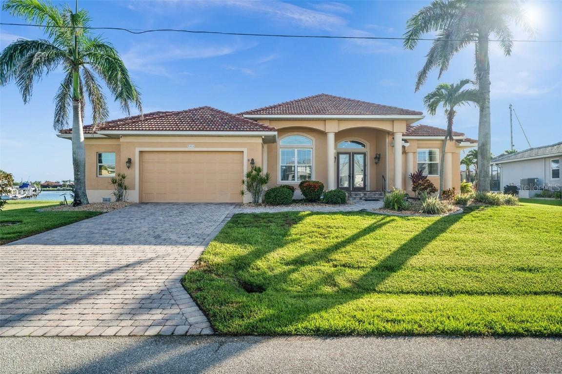 3322 Sandpiper Dr., Punta Gorda, FL 33950